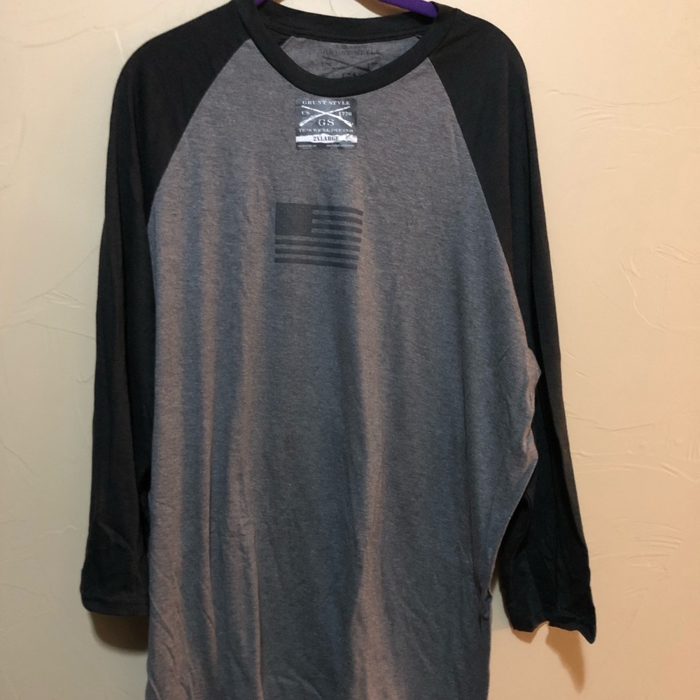 Grunt style baseball tee